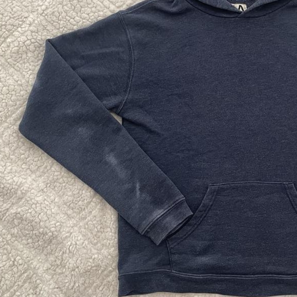 ARITZIA cotton navy blue pullover hoodie with front pocket - Picture 3 of 7
